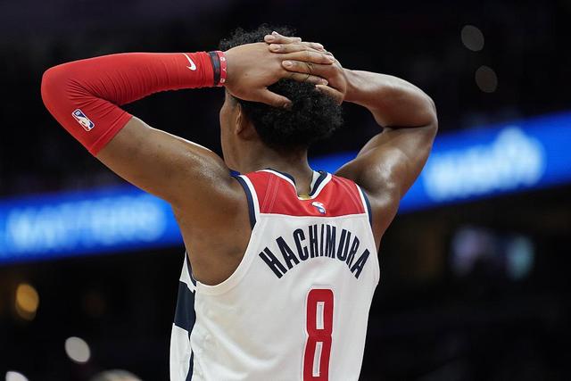 NBA季前赛-威少首秀12+4+8 掘金不敌凯尔特人